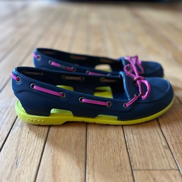 CROCS Shoes - Crocs Loafers Water shoes Women’s Size 7 Blue Pink Lime